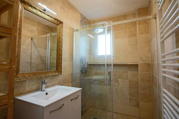 Maison contemporaine de 147 m² à vendre sur Vaux-le-Pénil