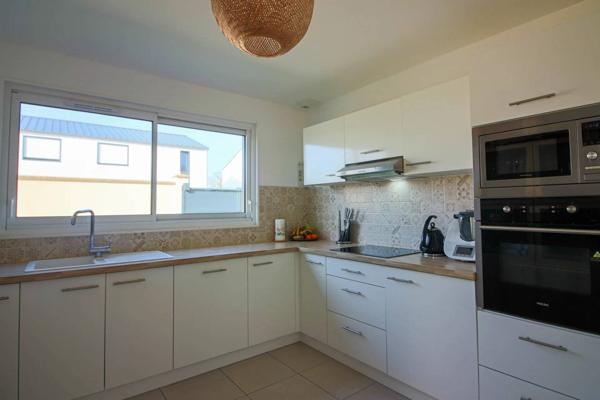 Maison contemporaine de 147 m² à vendre sur Vaux-le-Pénil