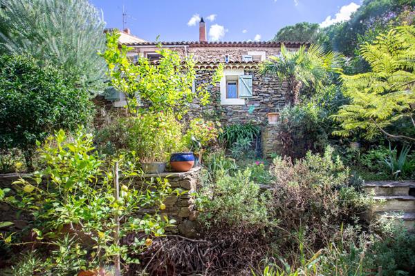 Bormes-les-Mimosas (83230) Maison de charme 120 m² – 4 chambres – Jardin en restanques piscinable