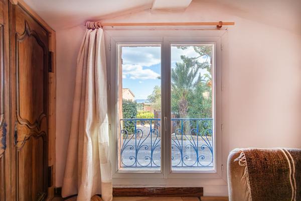 Bormes-les-Mimosas (83230) Maison de charme 120 m² – 4 chambres – Jardin en restanques piscinable