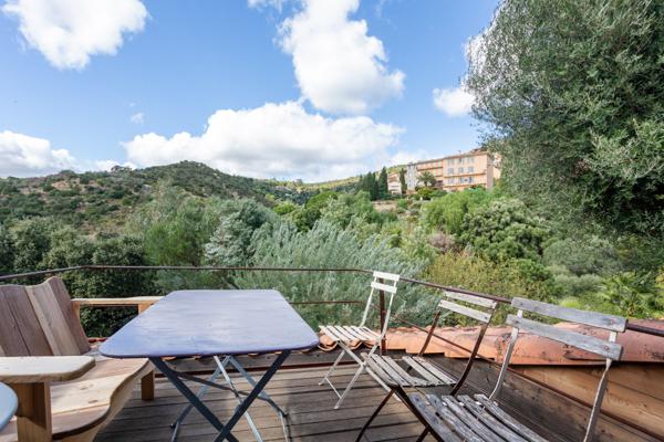 Bormes-les-Mimosas (83230) Maison de charme 120 m² – 4 chambres – Jardin en restanques piscinable