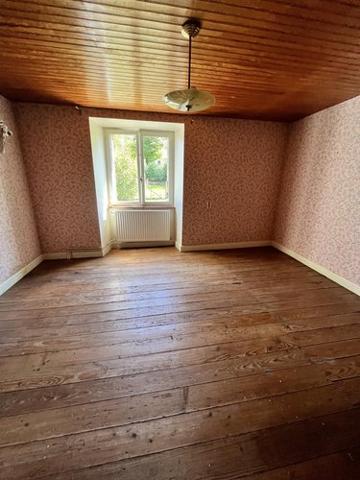 Maison à vendre à Vallerois-le-Bois en Haute-Saône (70000), ref : 70001-94