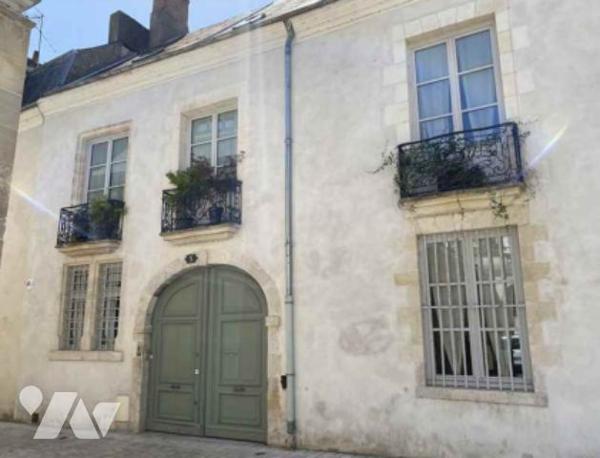 EXCEPTIONNEL,  coeur de ville : maison de 358 m²  le charme ancien rencontre le confort contemporain