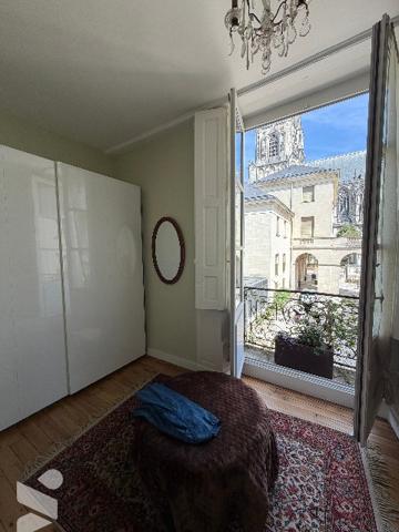 EXCEPTIONNEL,  coeur de ville : maison de 358 m²  le charme ancien rencontre le confort contemporain