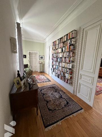 EXCEPTIONNEL,  coeur de ville : maison de 358 m²  le charme ancien rencontre le confort contemporain