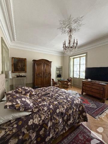EXCEPTIONNEL,  coeur de ville : maison de 358 m²  le charme ancien rencontre le confort contemporain