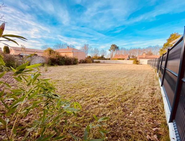À vendre : terrain à bâtir de 852m² à Biscarrosse dans un secteur calme proche forêt