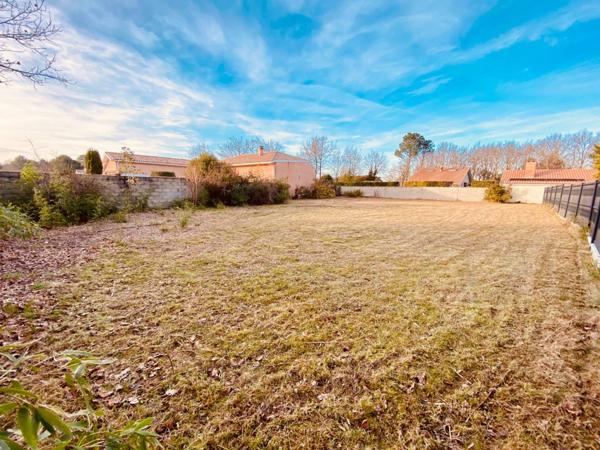 À vendre : terrain à bâtir de 852m² à Biscarrosse dans un secteur calme proche forêt