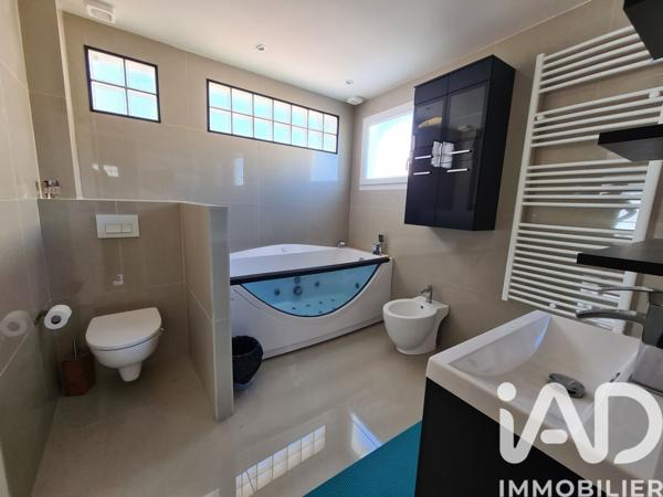 Maison à vendre 5 pièces 180 m² Eymet