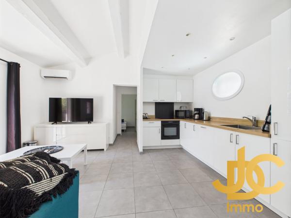 Maison et dépendances à SAINT RAPHAEL (83700)