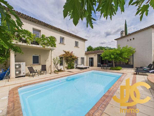 Maison et dépendances à SAINT RAPHAEL (83700)