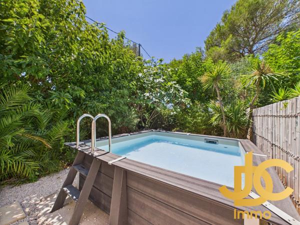 Maison et dépendances à SAINT RAPHAEL (83700)