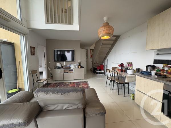 Appartement Duplex à vendre  4 pièces - 80,90 m2 STAINS - 93