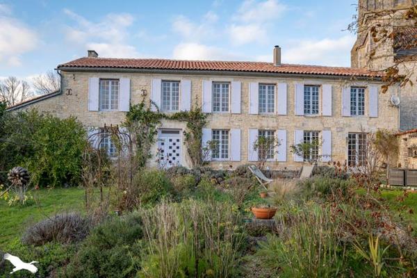 Maison à vendre |  Beauvais-sur-Matha |  7 pièces | 230 m²