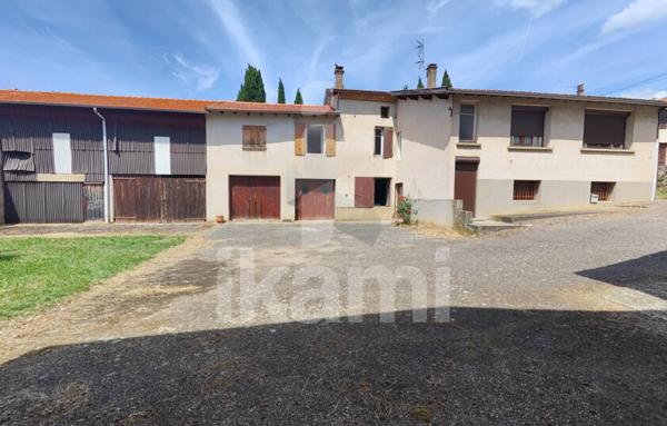 Bien à réhabiliter avec dépendances et terrain constructible