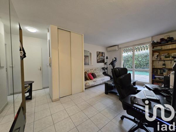 Appartement 2 pièces de 40 m² à Aix-en-Provence (13090)