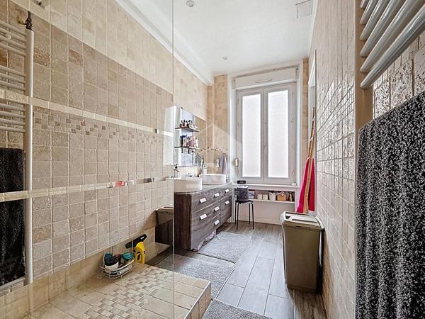 Appartement Longwy 4 pièce(s) 107 m2