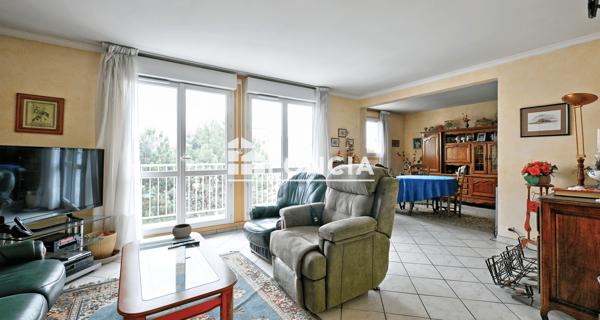 À vendre Appartement 4 pièces 92.28 m² - Montigny-le-bretonneux 78180