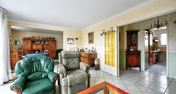 À vendre Appartement 4 pièces 92.28 m² - Montigny-le-bretonneux 78180
