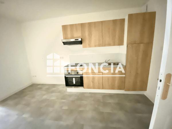 Location Appartement 2 pièces 50.43 m² - 3 RUE DU 14 JUILLET Montval Sur Loir 72500