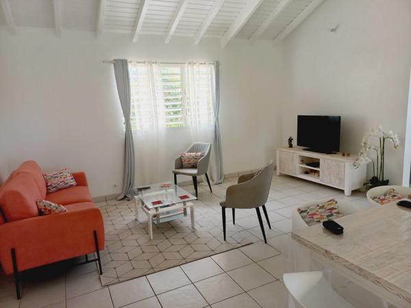 Maison à vendre 4 pièces SAINTE ROSE (971)
