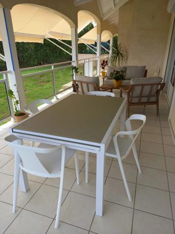 Maison à vendre 4 pièces SAINTE ROSE (971)