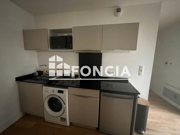 Location Studio meublé 25.4 m² - 8 RUE DE L'ECREVISSE Le Mans 72000