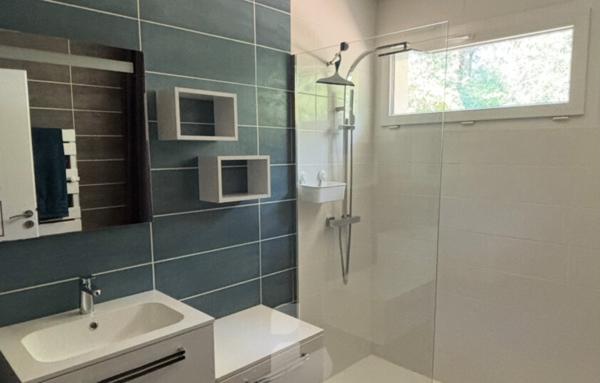 Maison familiale de plain-pied à Salles   Grand terrain et excellente performance énergétique