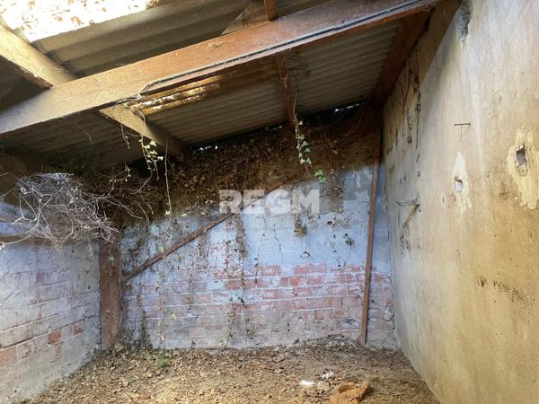 Saint-Estève (66240) Mas ancien à rénover de caractère en vente à Saint-Estève 66240