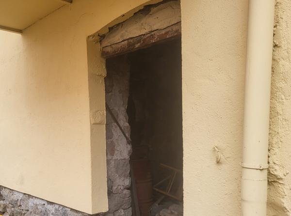 Centre AJACCIO. Locaux à aménager en 3 logements Ajaccio (20000)