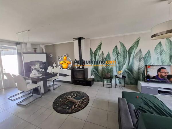 Location                                                      Maison
                        
                     5 pièces                      102 m2                     à Pommeuse