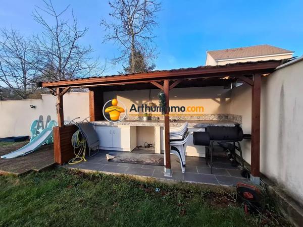 Location                                                      Maison
                        
                     5 pièces                      102 m2                     à Pommeuse