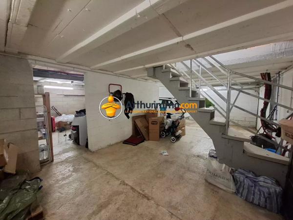 Location                                                      Maison
                        
                     5 pièces                      102 m2                     à Pommeuse