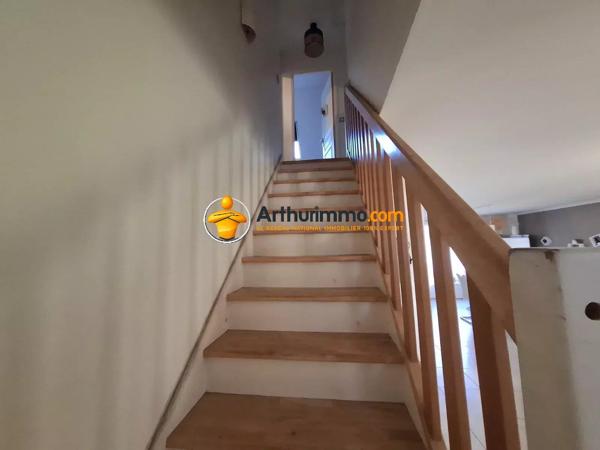 Location                                                      Maison
                        
                     5 pièces                      102 m2                     à Pommeuse