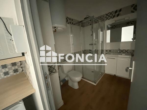 Location Appartement 2 pièces 32.26 m² - 29 RUE JULES NOEL Quimper 29000