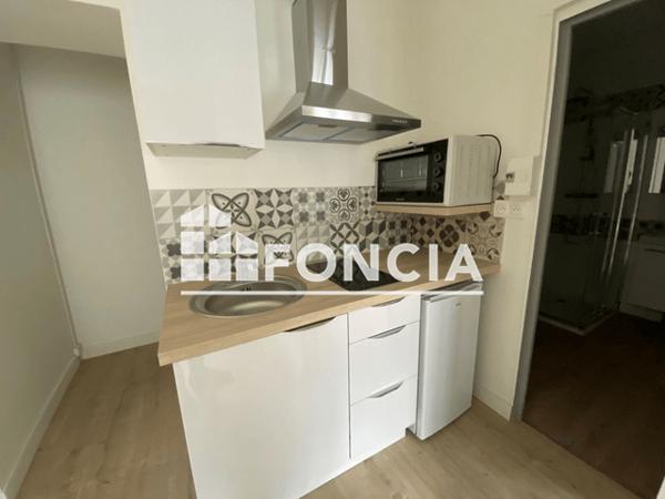 Location Appartement 2 pièces 32.26 m² - 29 RUE JULES NOEL Quimper 29000