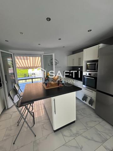 Pavillon refait à neuf, 94 m2, 3 chambres, possibilité d'une quatrième