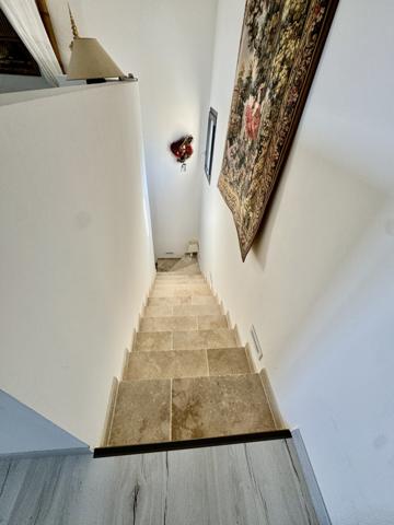 Villa contemporaine 203 m2 avec piscine et garage Sainte-Cécile-les-Vignes (84290)