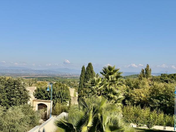 Villa contemporaine 203 m2 avec piscine et garage Sainte-Cécile-les-Vignes (84290)