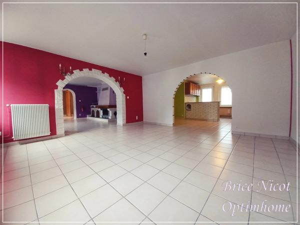 Maison à vendre 10 pièces SENONES (88)