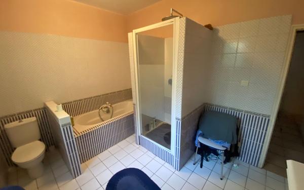 Maison à vendre    6 pièces • 204 m2 Pessac