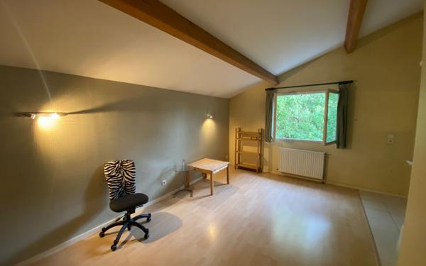 Maison à vendre    6 pièces • 204 m2 Pessac