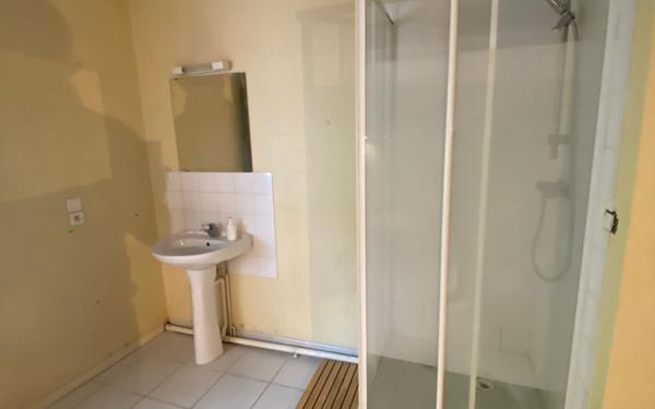 Maison à vendre    6 pièces • 204 m2 Pessac