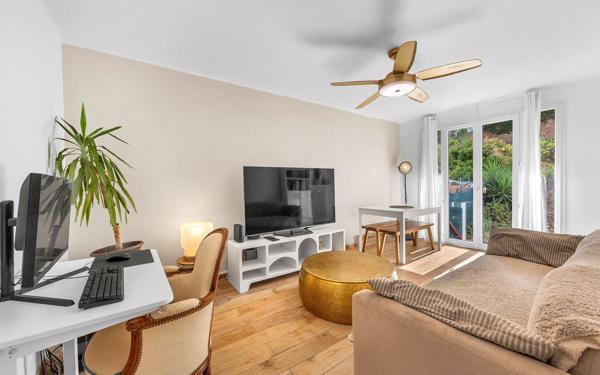 Appartement à vendre    3 pièces • 56 m2 Saint-Laurent-du-Var