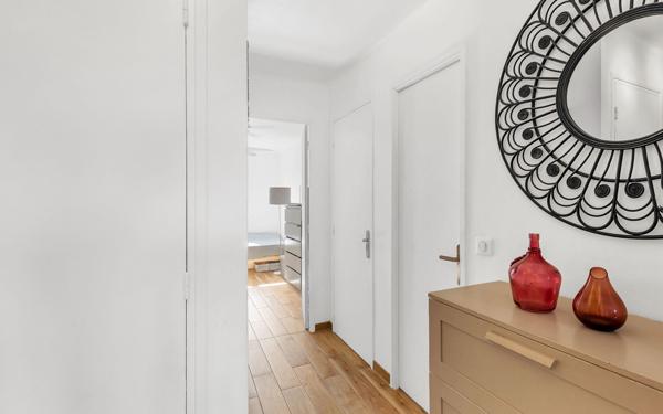 Appartement à vendre    3 pièces • 56 m2 Saint-Laurent-du-Var