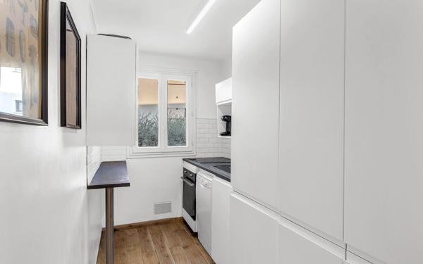 Appartement à vendre    3 pièces • 56 m2 Saint-Laurent-du-Var