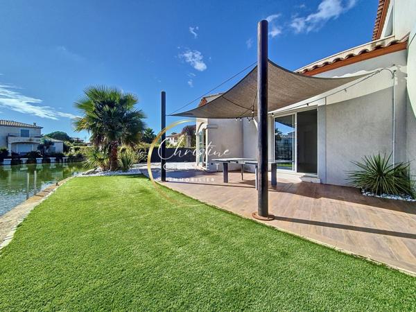 Marina 3 chambres avec appontement de 15 m pour bateau