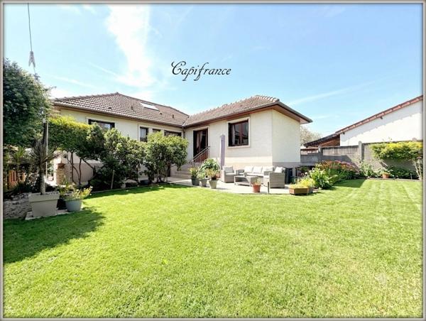 Maison à vendre 5 pièces  sous-sol en partie aménagée.