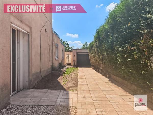 WATTRELOS, secteur de l'Union, Maison 1930 semi individuelle avec 3 chambres, bureau, cour, garage