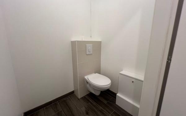 Appartement à vendre    3 pièces • 61,99 m2 Lingolsheim